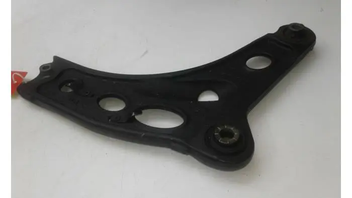 Front wishbone, right Opel Vivaro