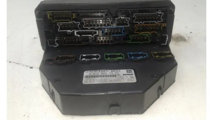 Fuse box Mercedes C-Klasse