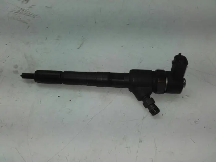 Injector (diesel) Opel Corsa D 07-