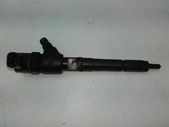 Injector (diesel) Opel Corsa D 07-