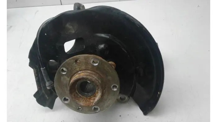 Knuckle, front right Nissan Qashqai+2
