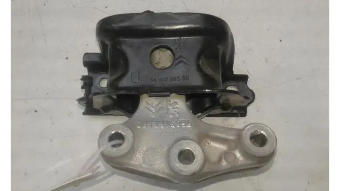 Engine mount Opel Crossland X