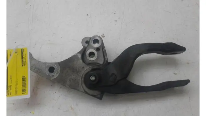 Engine mount Opel Astra