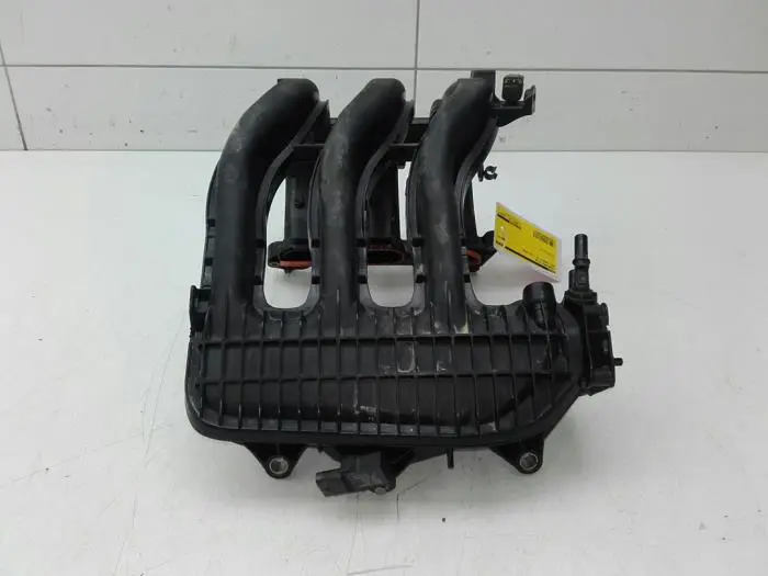 Intake manifold Opel Corsa