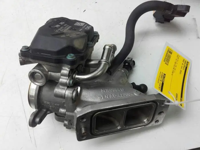 Throttle body Audi Q2