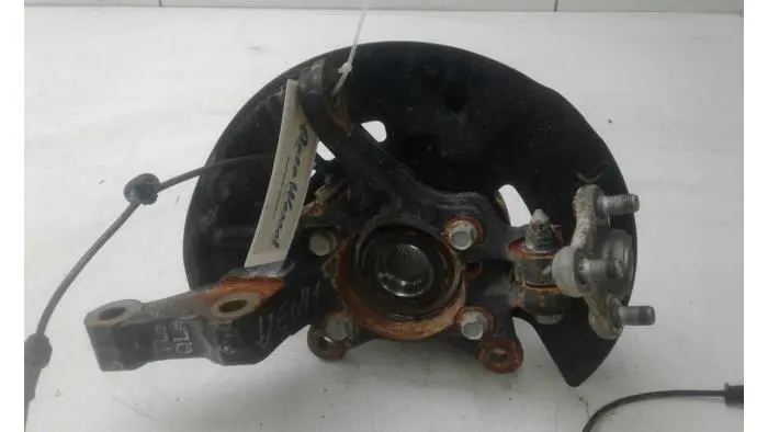 Knuckle, front right Kia Sportage 16-