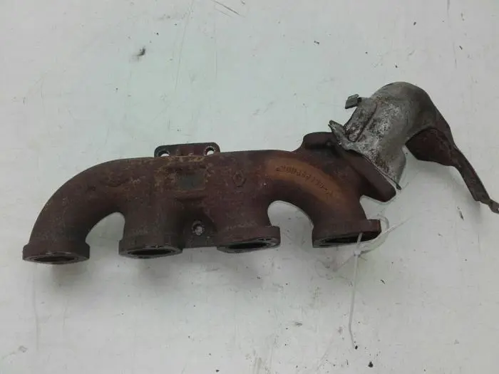 Exhaust manifold Opel Movano