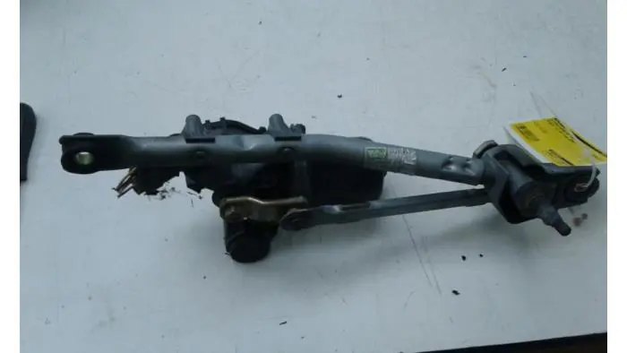 Front wiper motor Peugeot 107