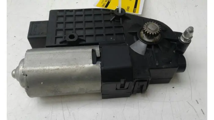 Sunroof motor Nissan Qashqai