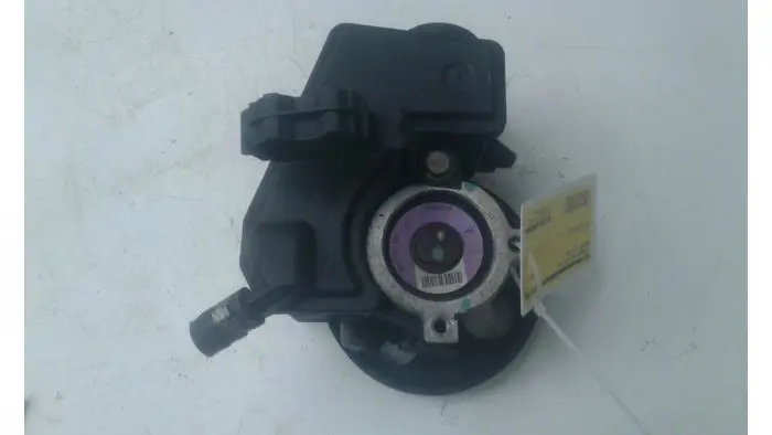 Power steering pump Peugeot 206