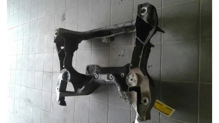 Subframe Mercedes C-Klasse