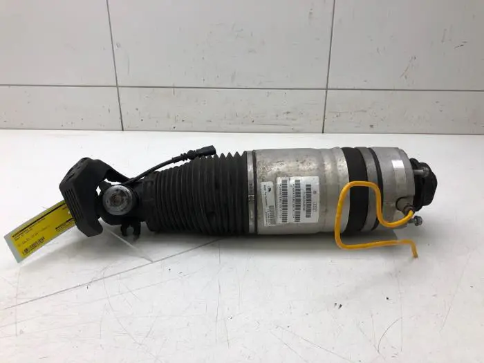 Rear shock absorber, right Audi Q7