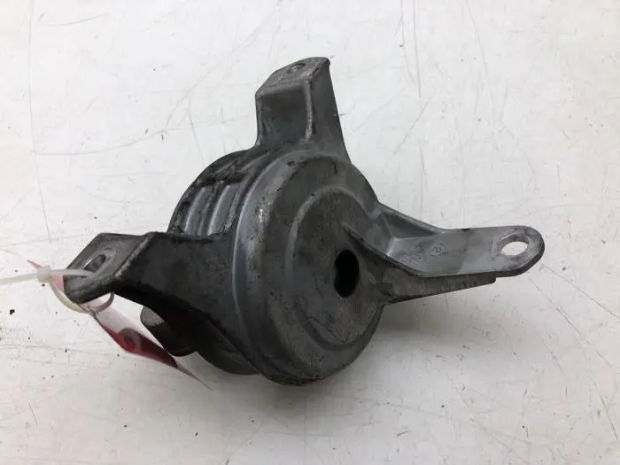 Engine mount Opel Astra