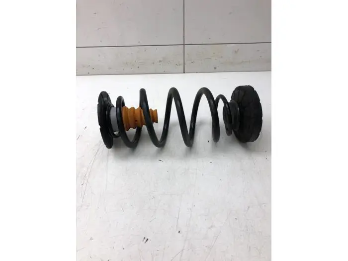 Rear coil spring Mercedes EQV