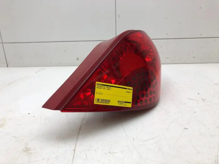 Taillight, right Peugeot 207