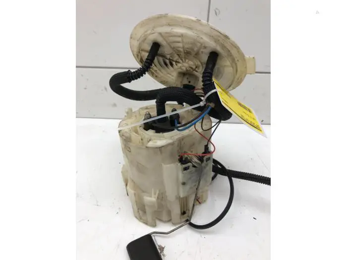 Electric fuel pump Opel Zafira B 05-