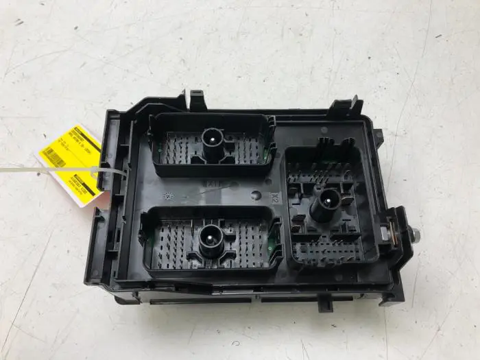 Fuse box Opel Astra