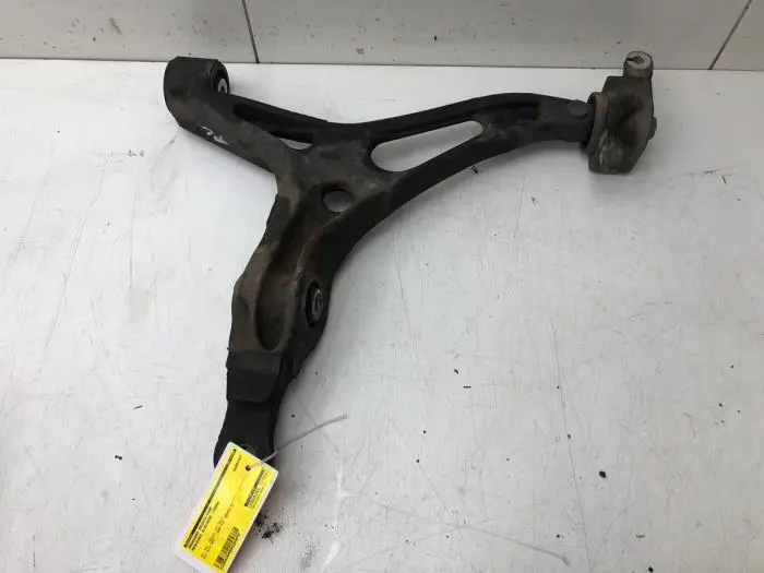 Front wishbone, right Mercedes R-Klasse