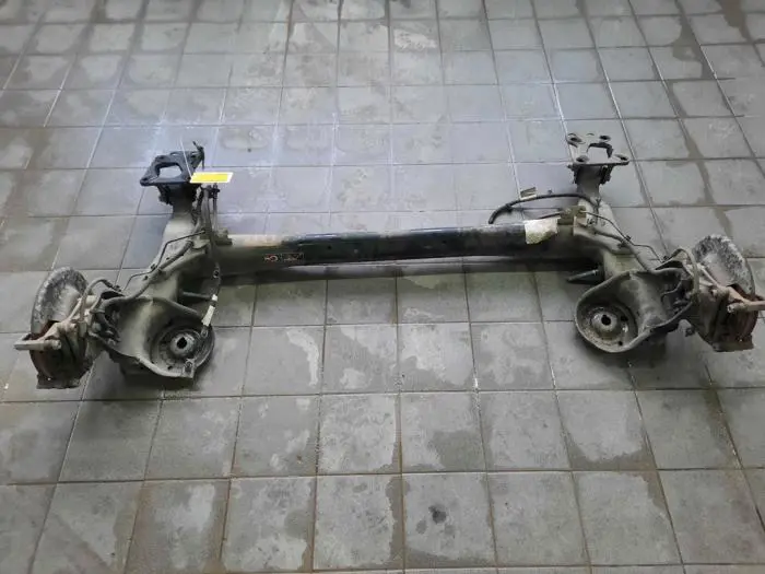 Rear-wheel drive axle Opel Combo