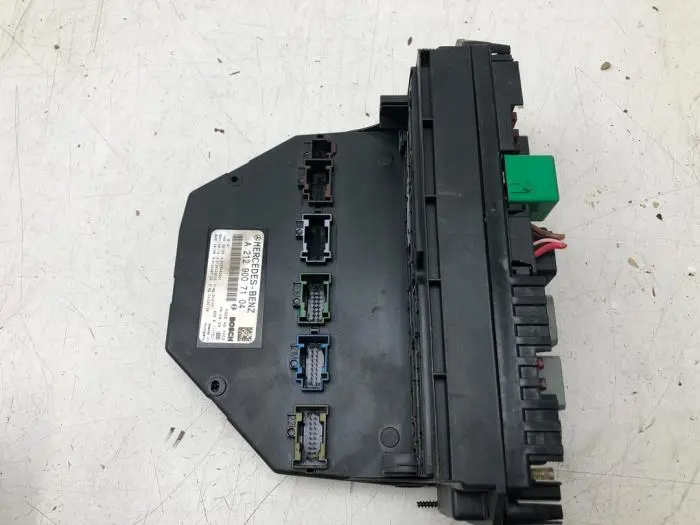 Fuse box Mercedes E-Klasse