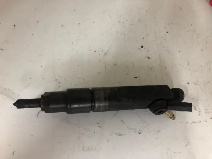 Injector (diesel) Volkswagen Transporter