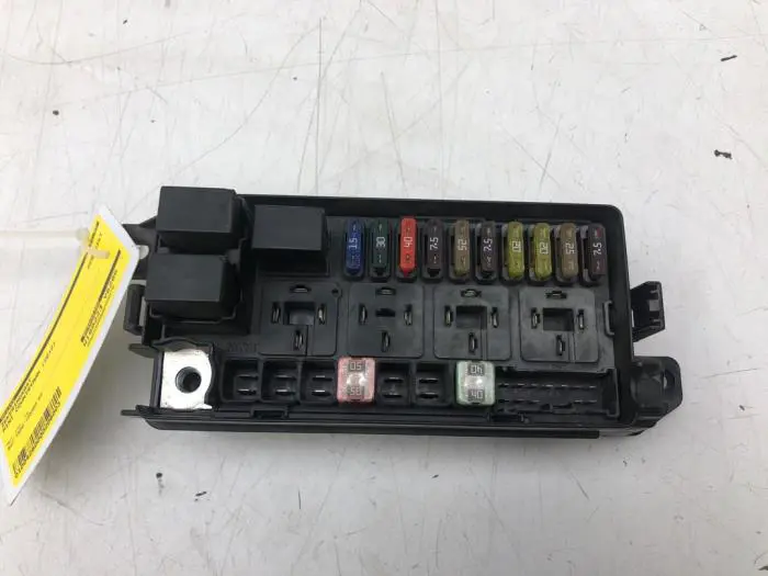 Fuse box Mini ONE