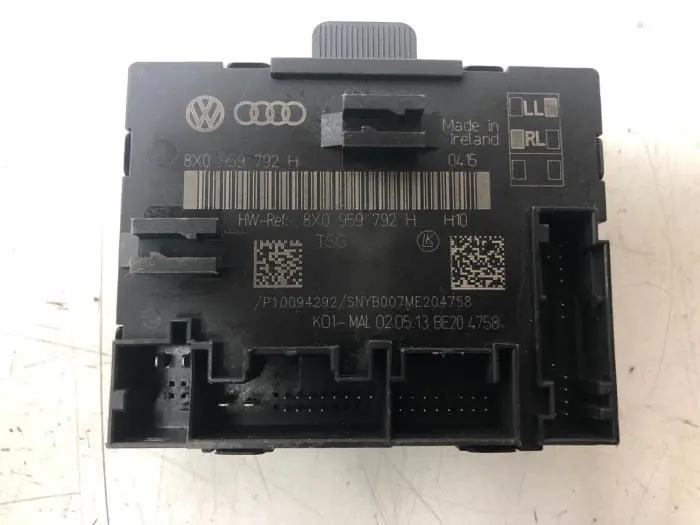 Central door locking module Audi Q3