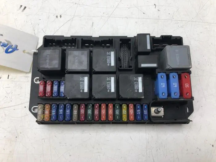 Fuse box Landrover Range Rover