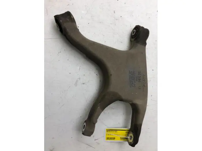 Rear wishbone, right Audi A4