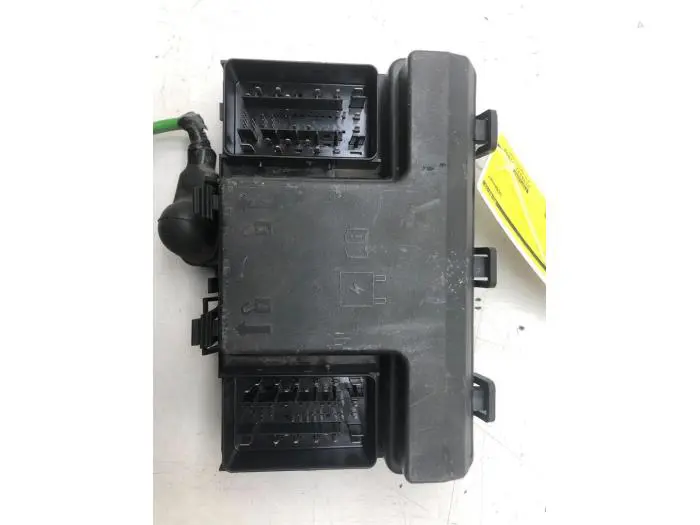 Fuse box Ford Mondeo