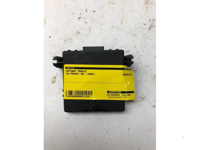 Gateway module Volkswagen Passat 05-