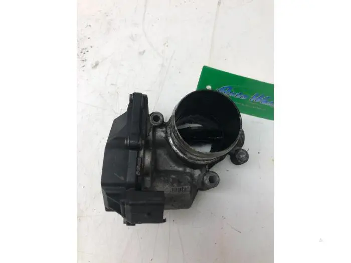 Throttle body Volkswagen Passat