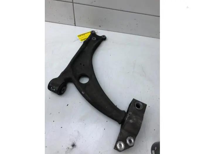 Front wishbone, left Volkswagen Passat