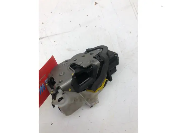 Door lock mechanism 4-door, front left Opel Insignia