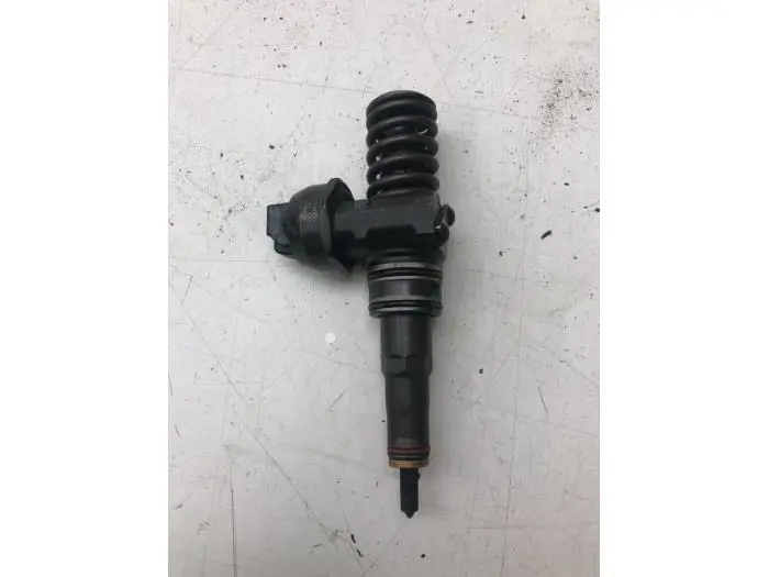 Injector (diesel) Volkswagen Golf Plus