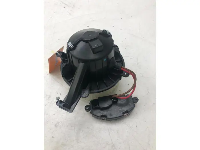 Heating and ventilation fan motor Mercedes EQV