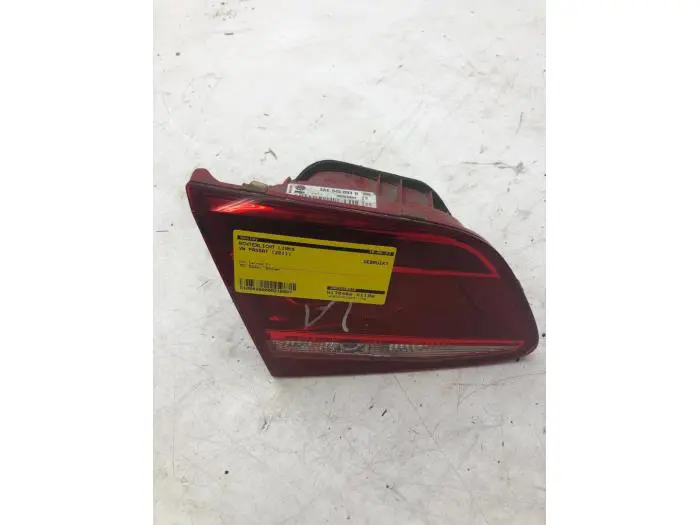 Taillight, left Volkswagen Passat