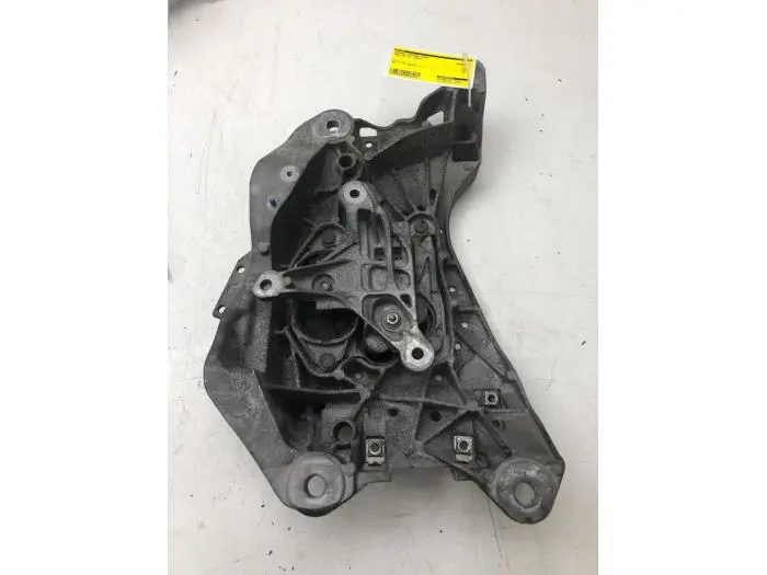 Gearbox mount Audi A8