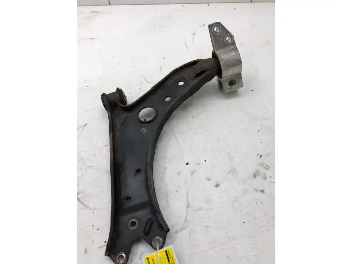 Front wishbone, right Volkswagen Golf