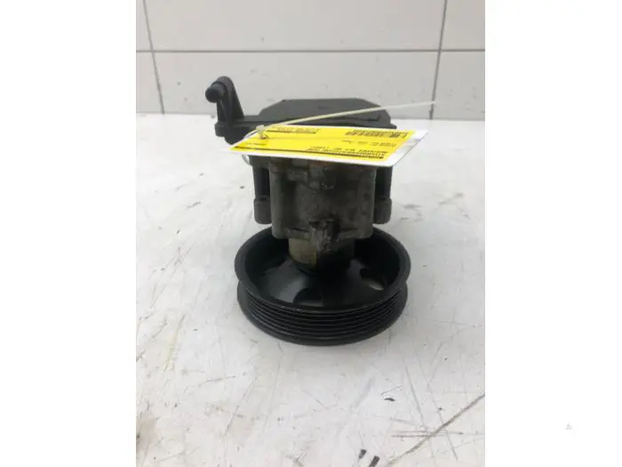 Power steering pump Mercedes SLK