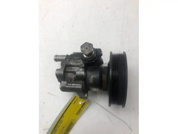 Power steering pump Volkswagen Polo