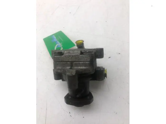 Power steering pump Volkswagen Caddy