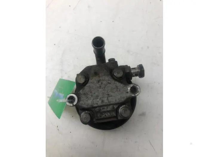 Power steering pump Volkswagen Caddy