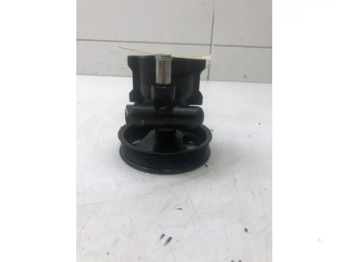 Power steering pump Volvo 4-Serie