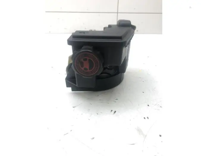 Power steering pump Peugeot 206