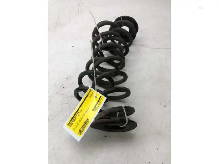 Rear coil spring Skoda Superb