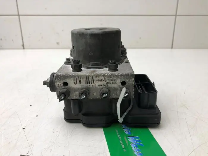 ABS pump Volkswagen Polo