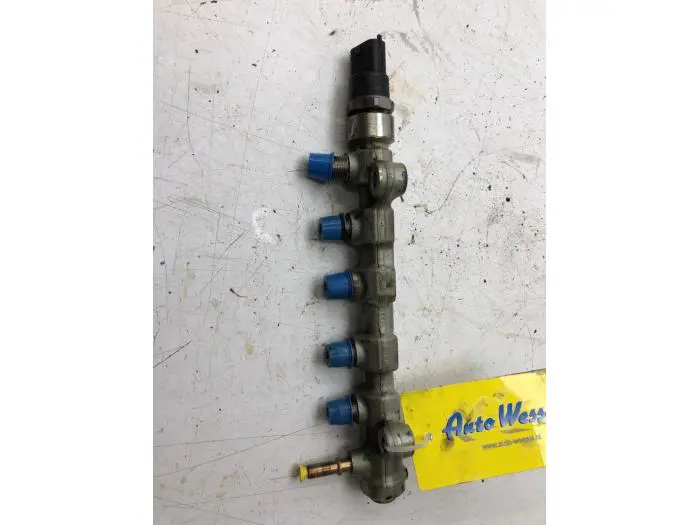 Fuel injector nozzle Renault Master