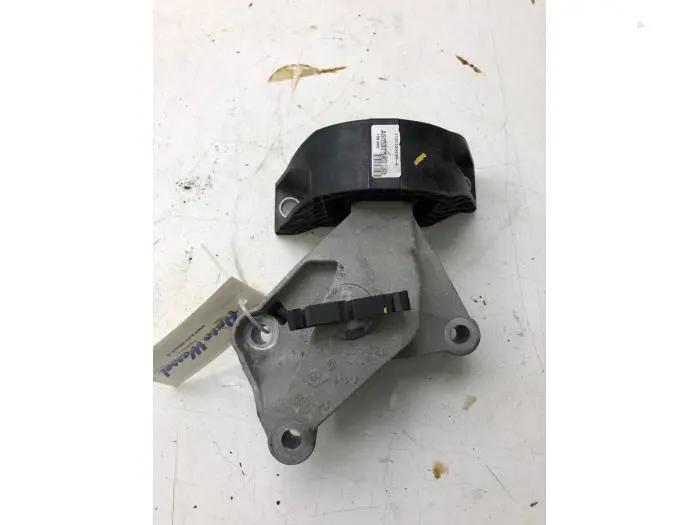 Engine mount Dacia Sandero