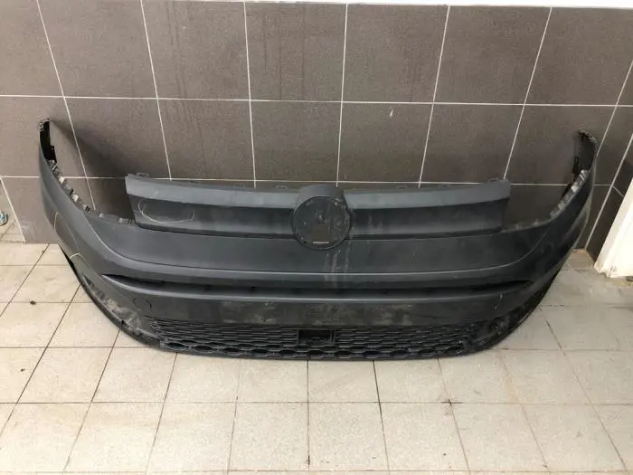 Front bumper Volkswagen Caddy